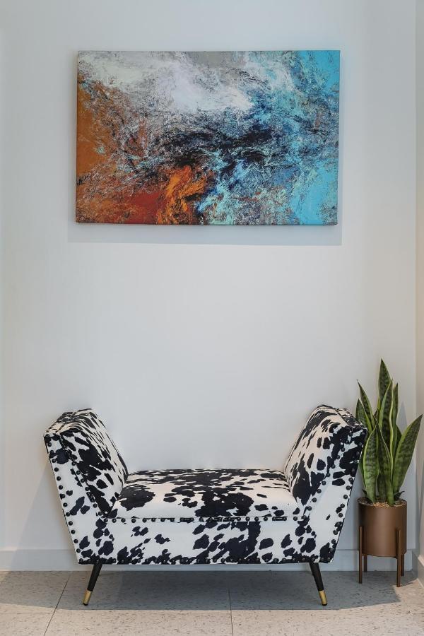 Luxury Spacious Flat With Communal Gardens And Parking Londra Esterno foto